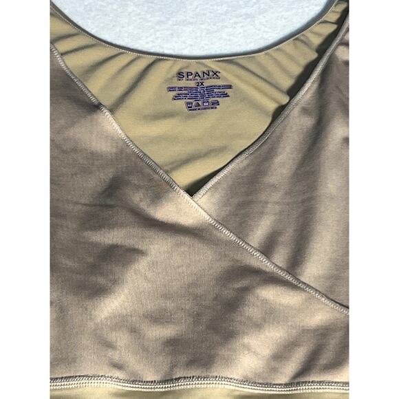 Spanx Women's V-Neck Tank Top Undershirt Slip Size 2XL Plus Size - Picture 1 of 6
